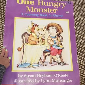 Scholastic: One Hungry Monster. A Counting Book in Rhyme.